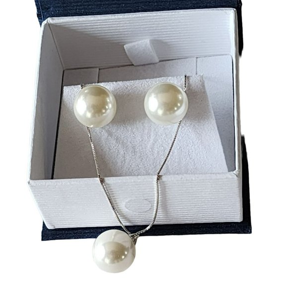 925 Sterling Silver 12mm White Shell Pearl Pendant Necklace And Earrings Set NEW - Picture 2 of 16